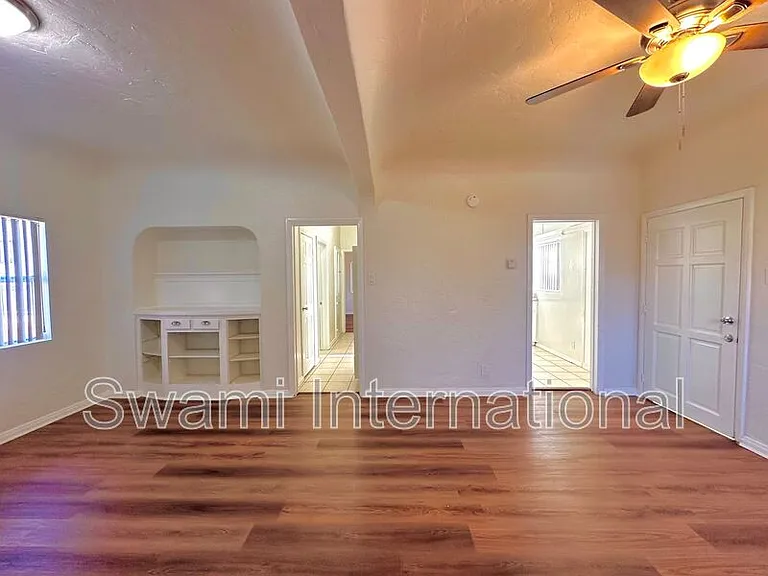 2080 Chestnut Ave — Photo 10