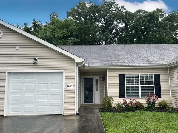 1013 Ashley Michelle Ct, Knoxville, TN 37934