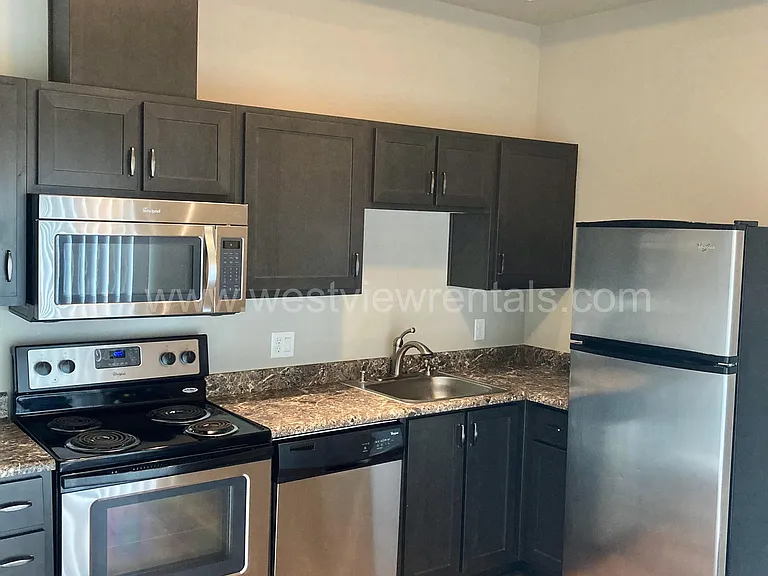 1010 Railroad Ave — Photo 410