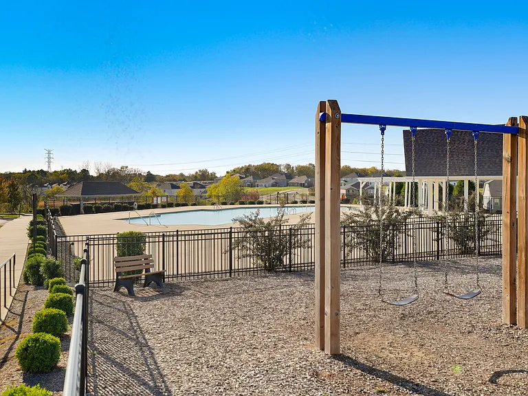 838 Dean Dr — Photo 40
