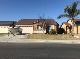 2714 Rain Dr, Bakersfield, CA