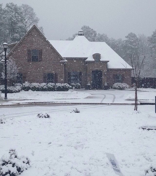 2nd image of 9866 Loveland Ct