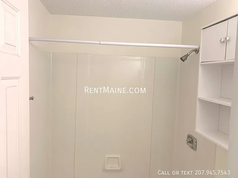 29 Chamberlain St #3 — Photo 12