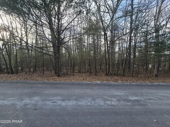 LOT 1052 Spicebush Ln, Milford, PA 18337