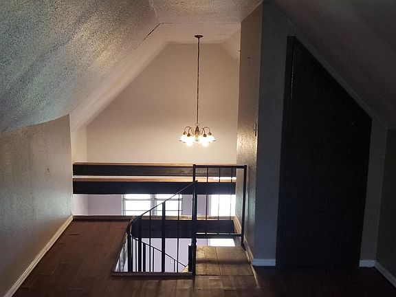 5th image of 718 E Eufaula St #7181/2