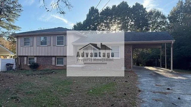 6017 Randy Ln