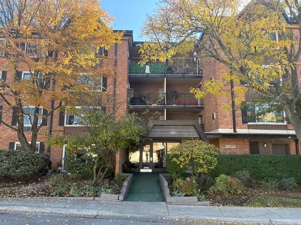 (undisclosed Address), Arlington Heights, IL 60005