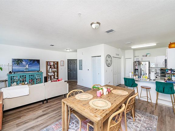 4th image of 15650 SW 136th St #206