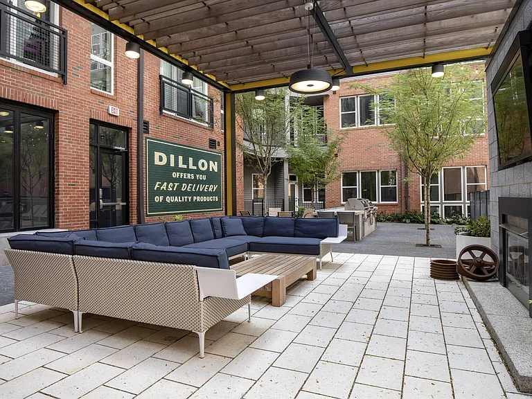 The Dillon — Photo 4
