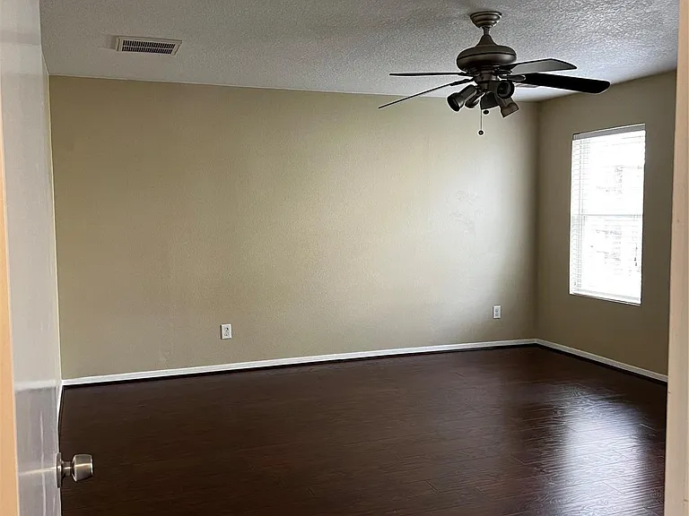 18510 Ranch View Trl — Photo 6