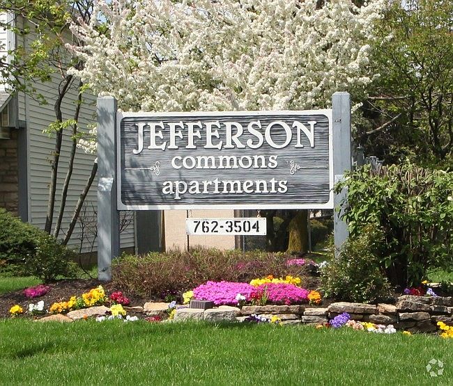 1st image of 2831 Shadwell Dr
