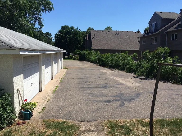 4351 Drew Ave — Photo 28
