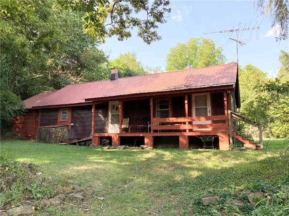945 Madison St #2645, Huntsville, AR 72740