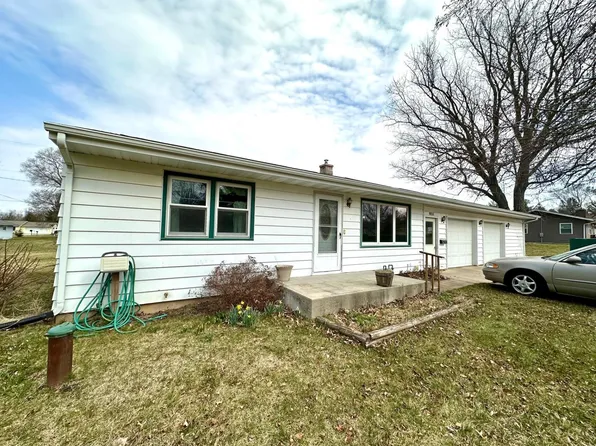 W5146 Cowgill Rd, Rio, WI 53960
