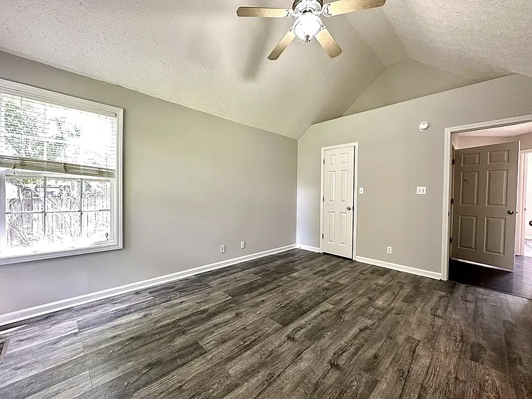 1641 Cedar Springs Cir — Photo 20