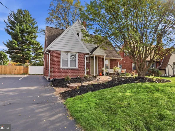 472 Edgehill Rd, York, PA 17403