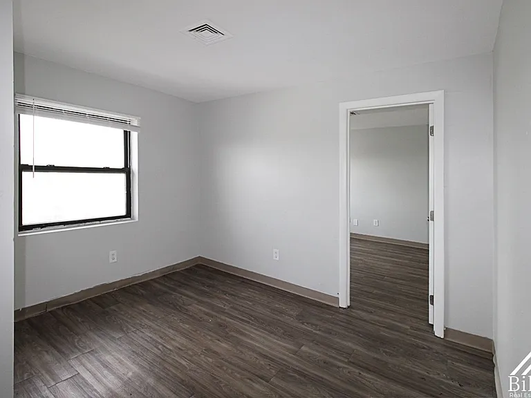 859 Pine Street — Photo 60