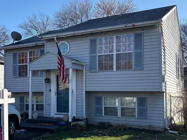1105 Hotel Dr, Pasadena, MD 21122