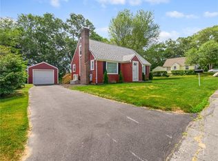 10 Palmer St, Smithfield, RI 02828