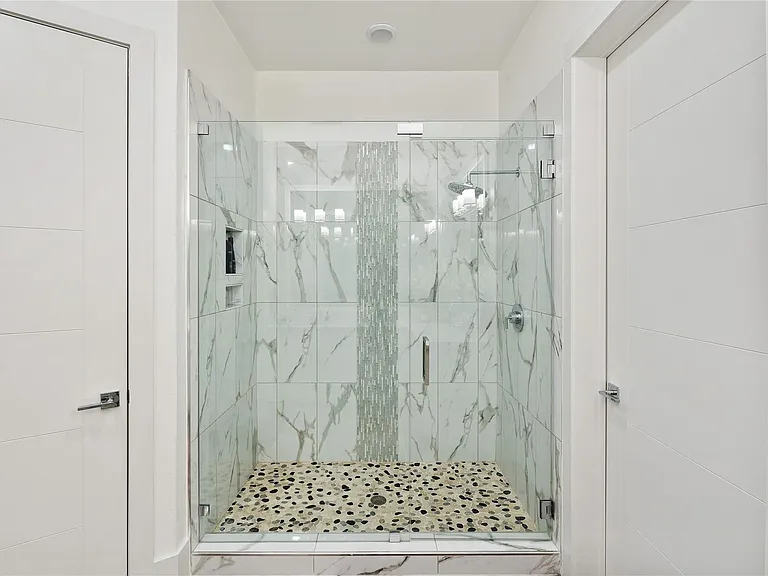 199 Waterpoint Ct #208 — Photo 6