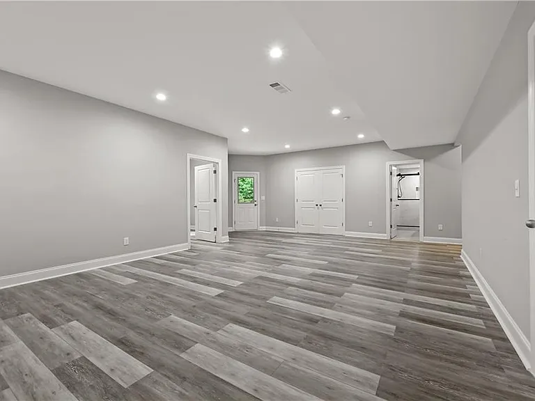 9965 Cameron Parc Cir — Photo 40