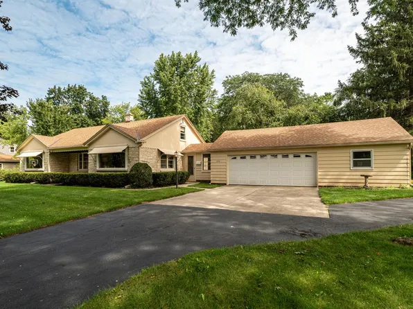 226 Vernon AVENUE, Thiensville, WI 53092