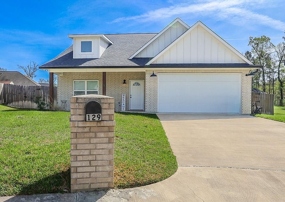 1st image of 129 Winchester Pl