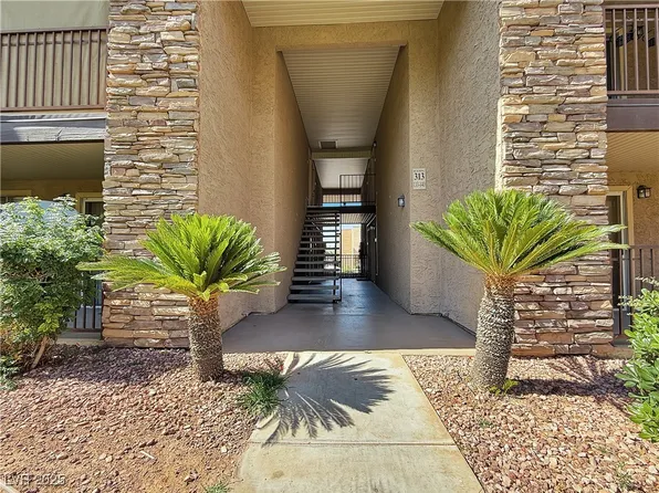 4943 Indian River Dr Unit 133, Spring Valley, NV 89103