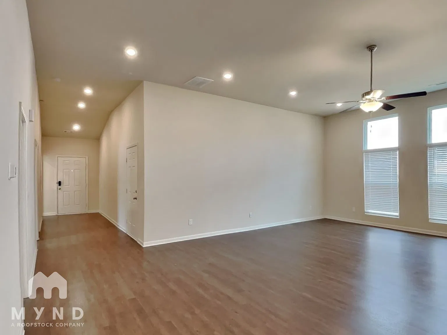 4 bed, 2.0 bath, 2043 sqft, $1,895 — Photo 3