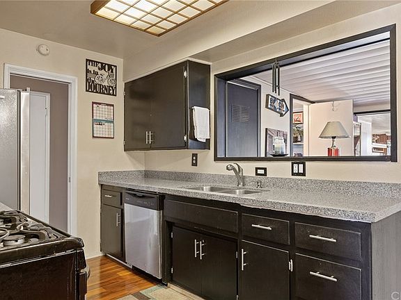 3rd image of 35755 Avenue H