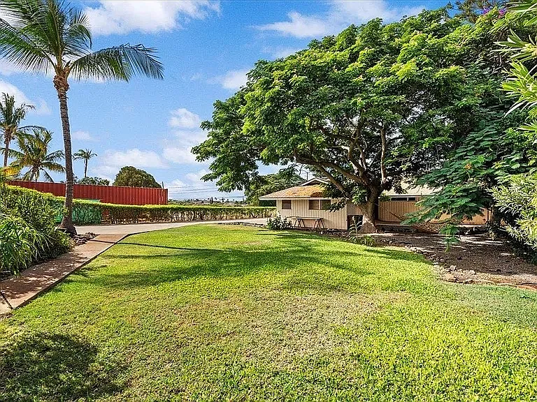 345 Auhana Rd — Photo 7