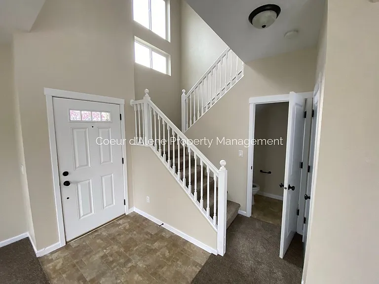 7837 N Holyoke Loop — Photo 5