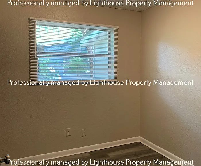 9036 Castle Blvd — Photo 11