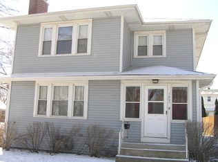 1601 Hyde Park Ave, Waukegan, IL 60085