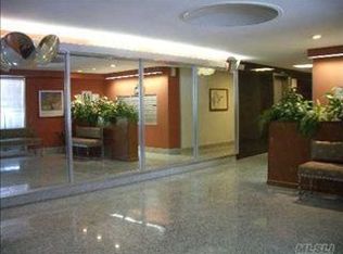 1850 211th St APT 5D, Bayside, NY 11360