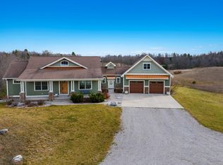 11007 S Rolling Meadow Dr, Maple City, MI 49664