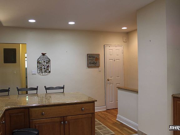 5th image of 2039 E 57th St