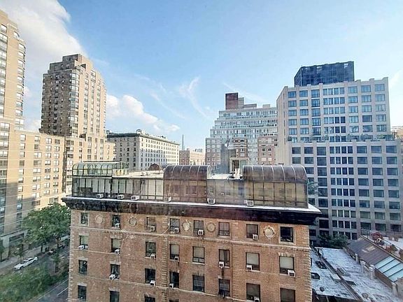 3rd image of 255 W 88th St #9BB