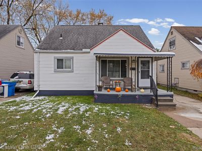 14898 Chesterfield Ave, Warren, MI, 48089
