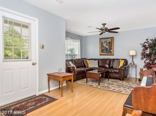 27 Robindale Dr, Emmitsburg, MD 21727