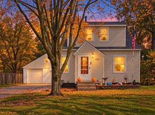 1103 6th St NW, Faribault, MN 55021