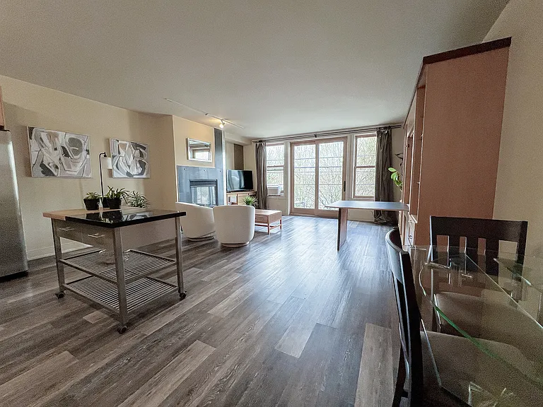 2920 Eastlake Ave E #202 — Photo 2