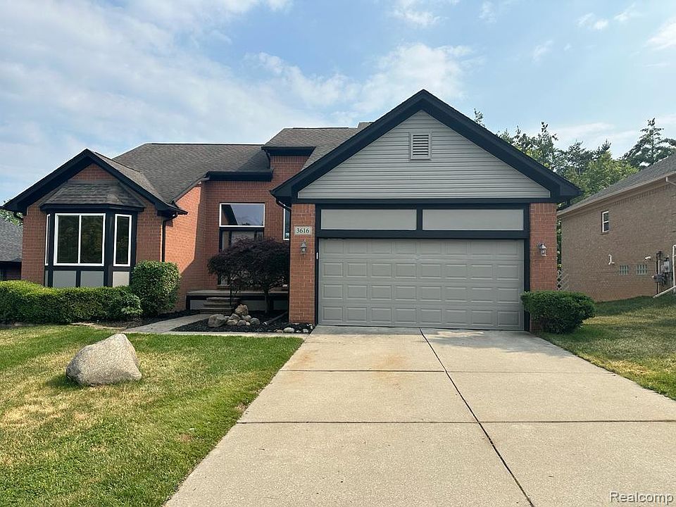 1st image of 3616 Thornwood Dr