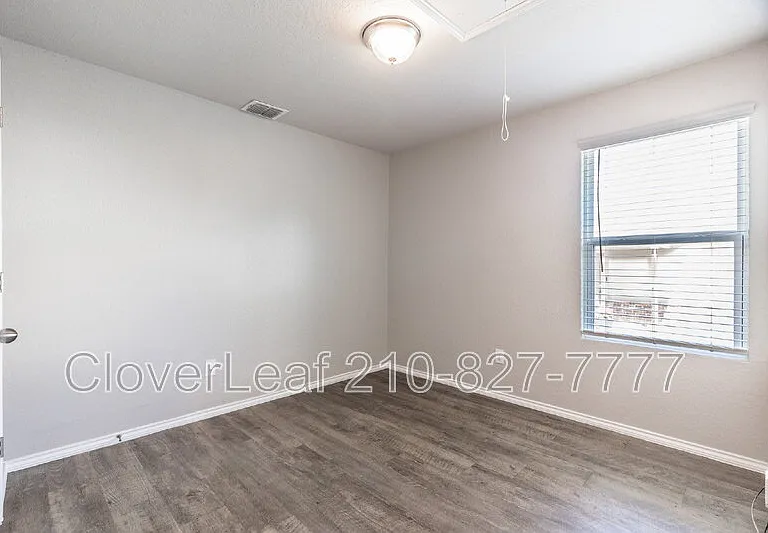 5806 Machaela Trce — Photo 23