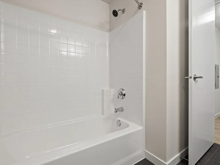 Contour Apartments — Photo 74