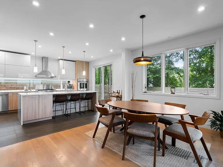 6010 Wilmett Rd — Photo 13