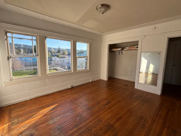 3729 Penniman Ave #3, Oakland, CA 94619