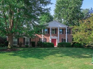 7773 Fox Trail Ln, Cincinnati, OH 45255