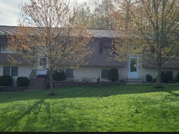 8571-8573 Kirsch Rd, Erie, PA 16510