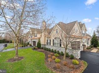 1367 Harpers Ln, Huntingdon Valley, PA 19006